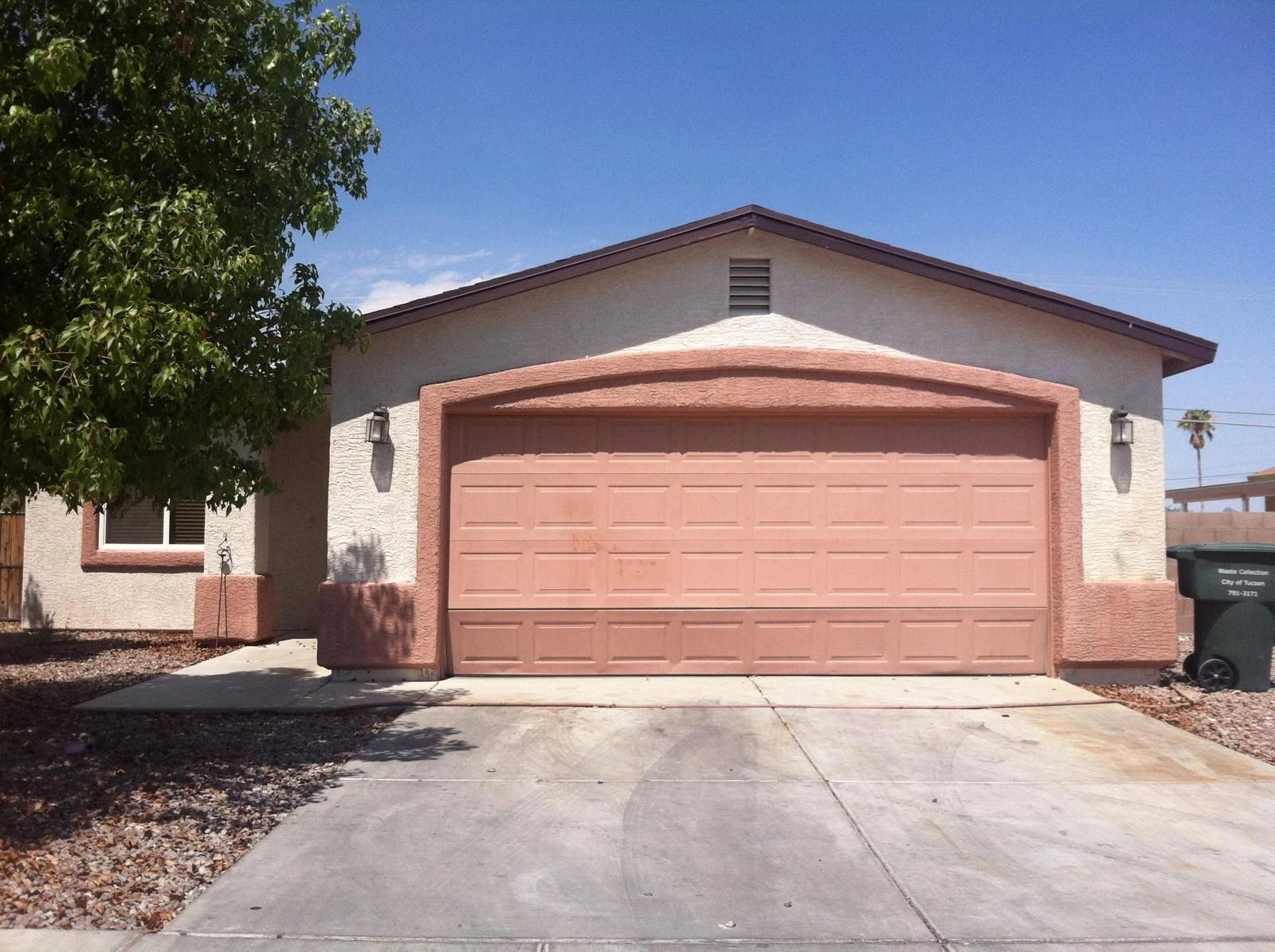 Terracotta brick garage home